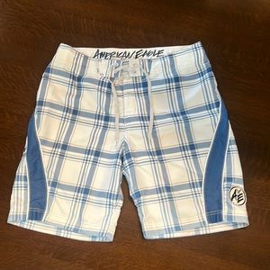 American Eagle Men’s Large Plaid Board Shorts Swim. Inseam 9.5 inches